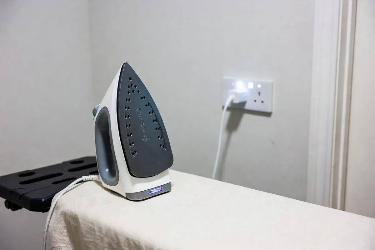 Tomada inteligente para controlar ferro de passar